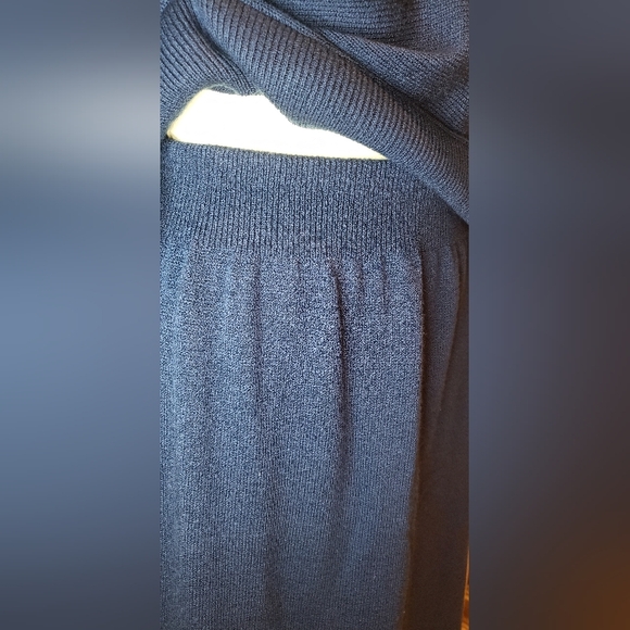 Vintage Navy Women's Sweater And Skirt - Picture 9 of 10